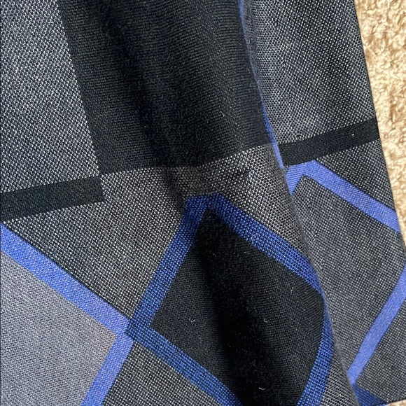 Stylish Black and Blue Women's Skirt - Picture 8 of 9